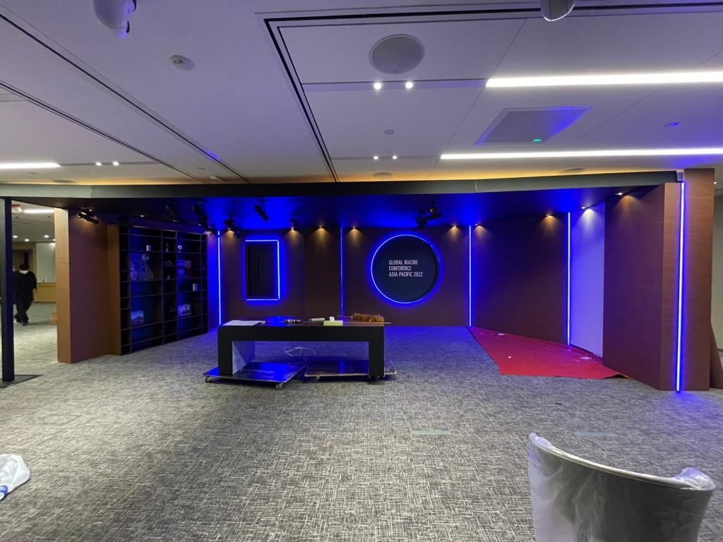 Virtual event management company providing customized online event solutions.